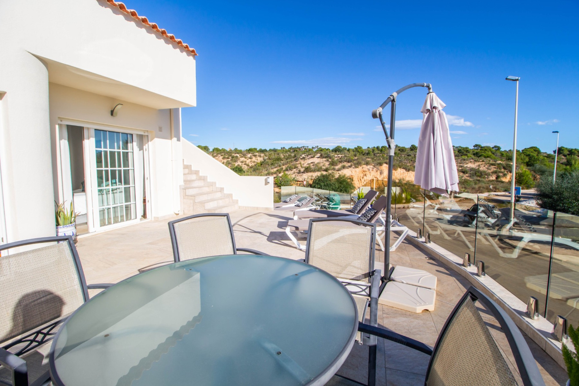 Resale - Villa - Orihuela Costa