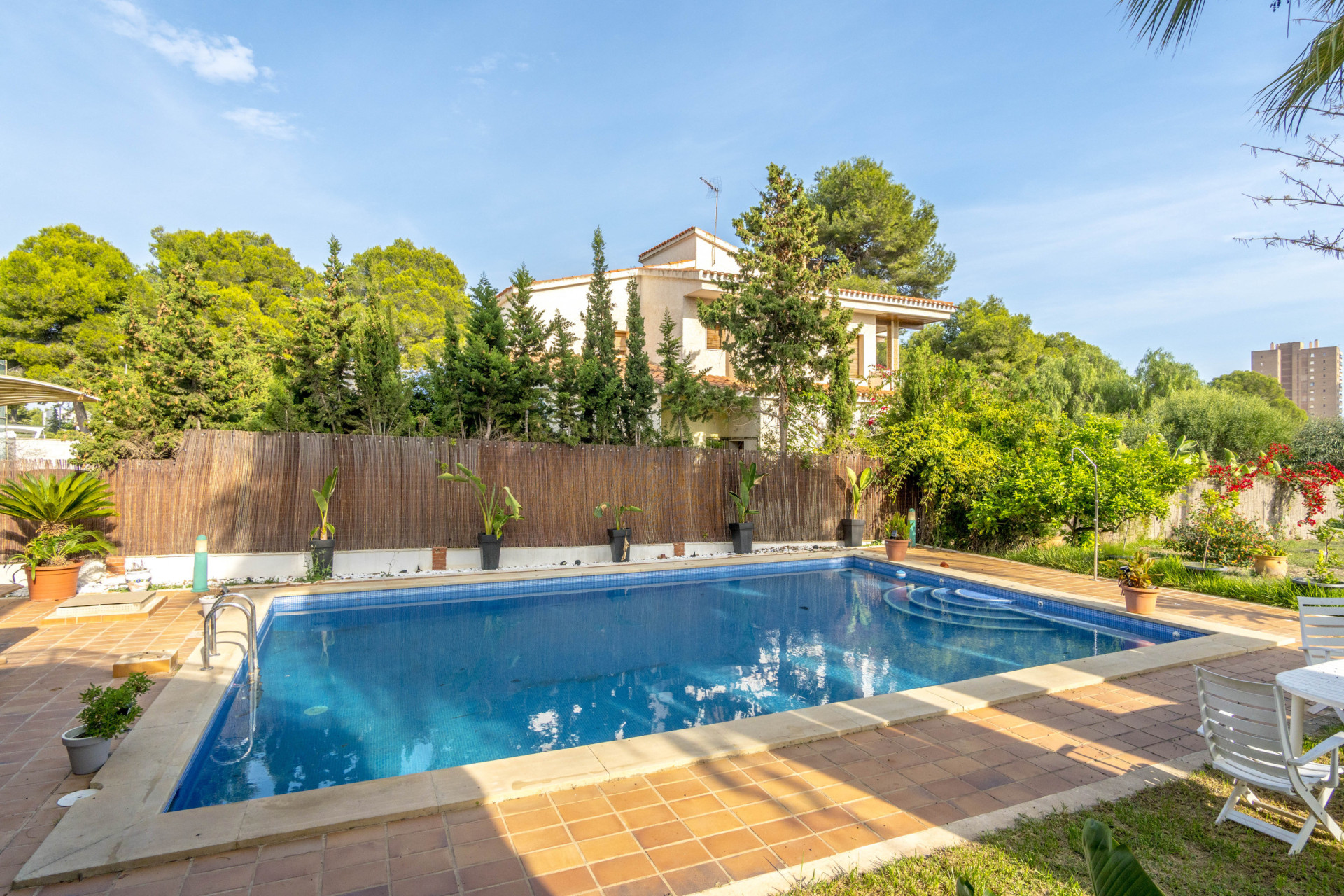 Resale - Villa - Orihuela Costa