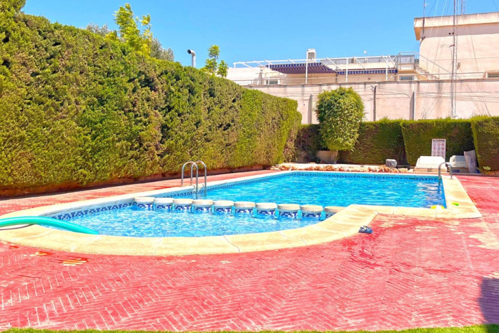 Resale - Villa - Orihuela Costa