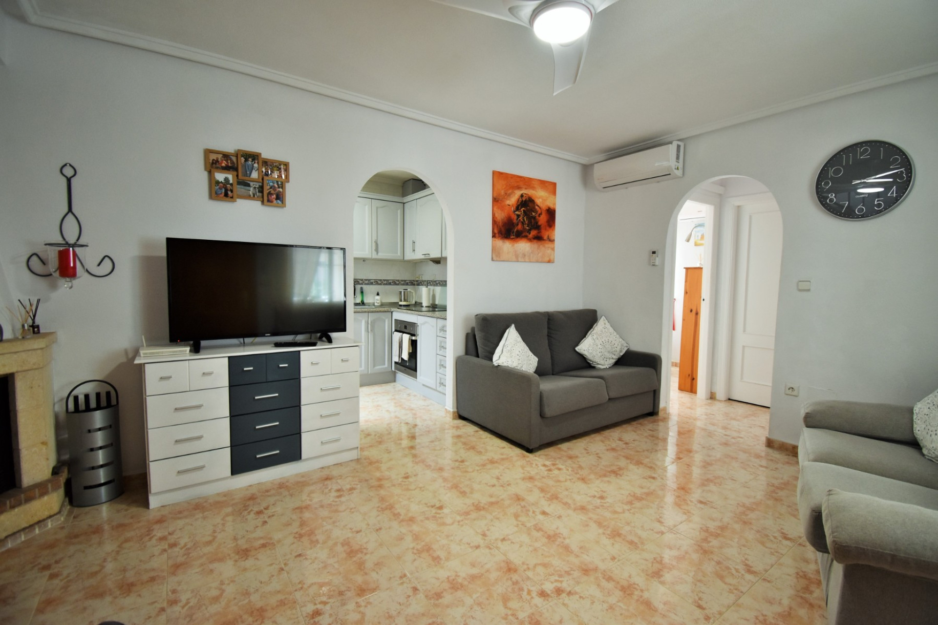 Resale - Villa - Orihuela Costa