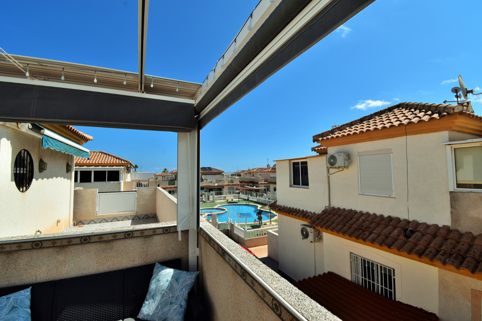 Resale - Villa - Orihuela Costa