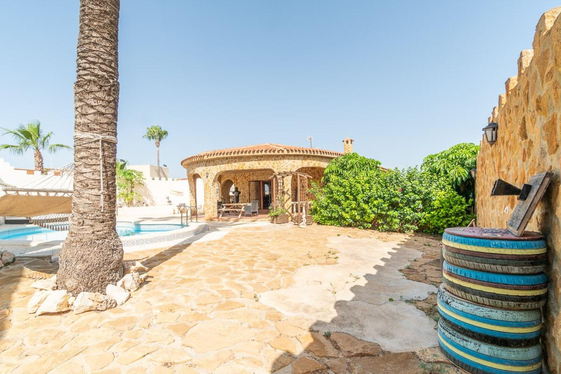 Resale - Villa - Orihuela Costa