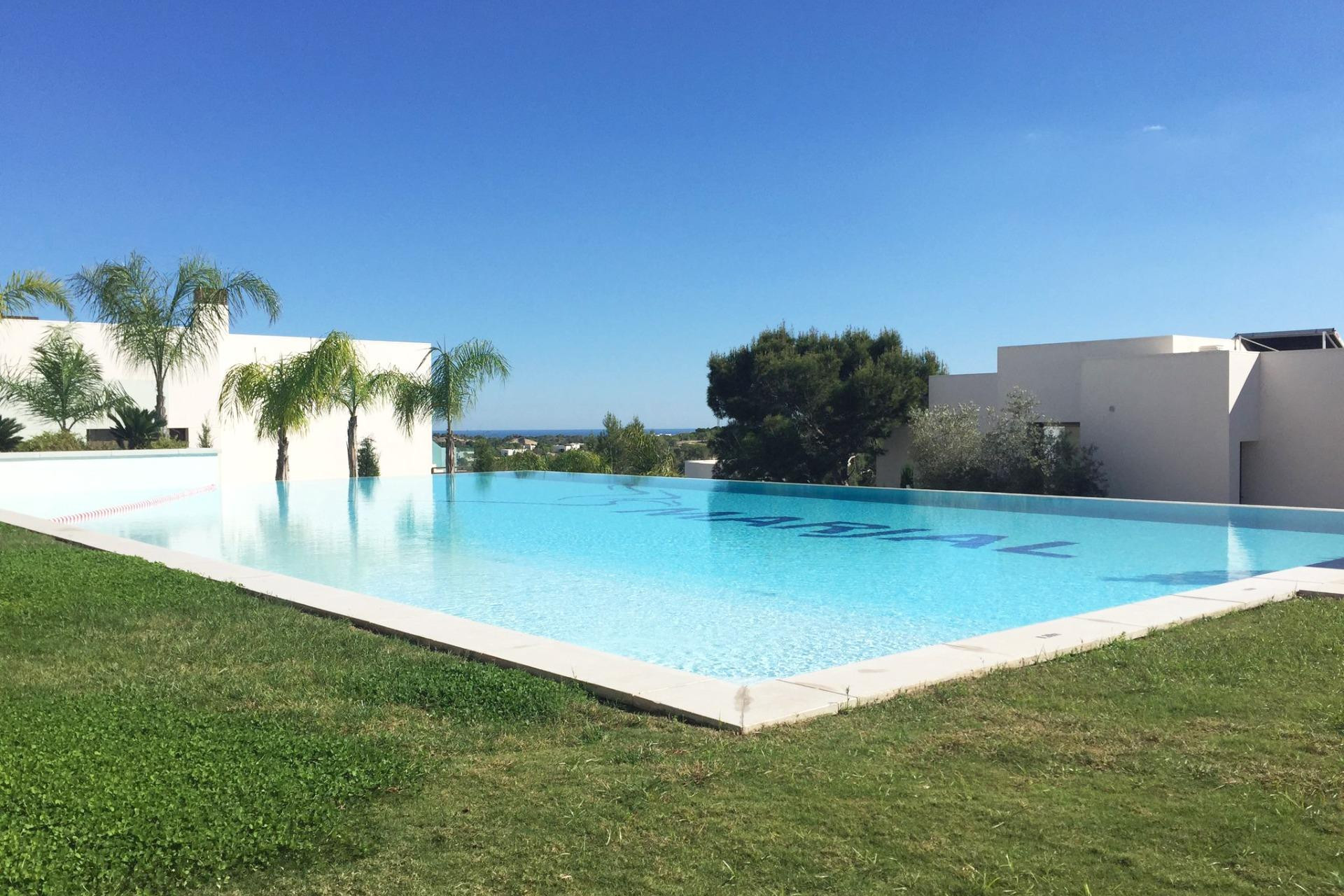 Resale - Villa - Orihuela - Las Colinas Golf