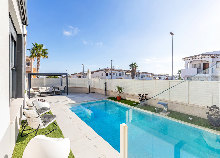 Resale - Villa - Orihuela - Orihuela Costa