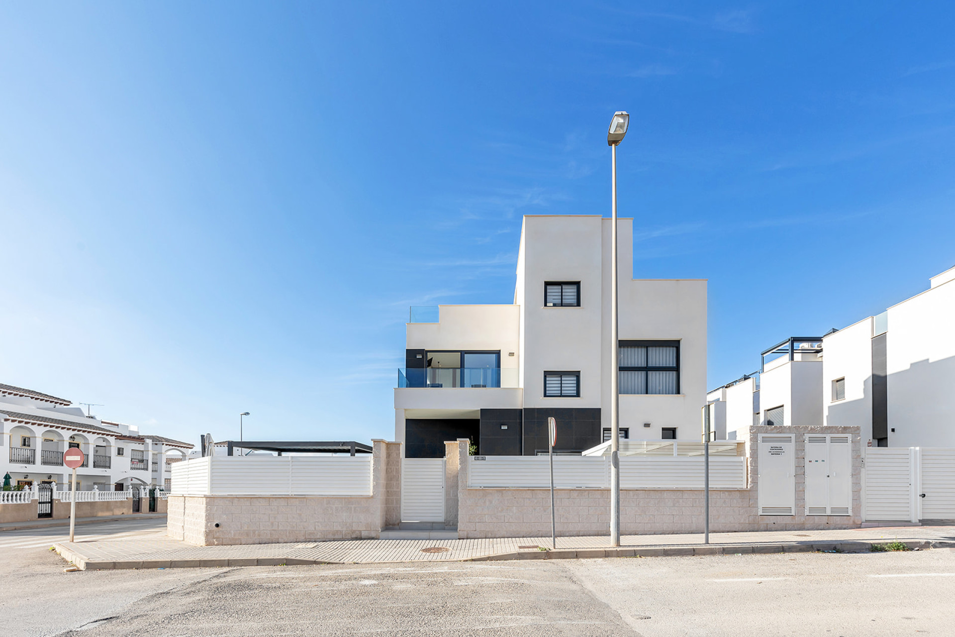 Resale - Villa - Orihuela - Orihuela Costa