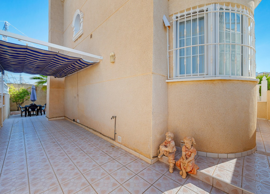 Resale - Villa - Orihuela - Orihuela Costa