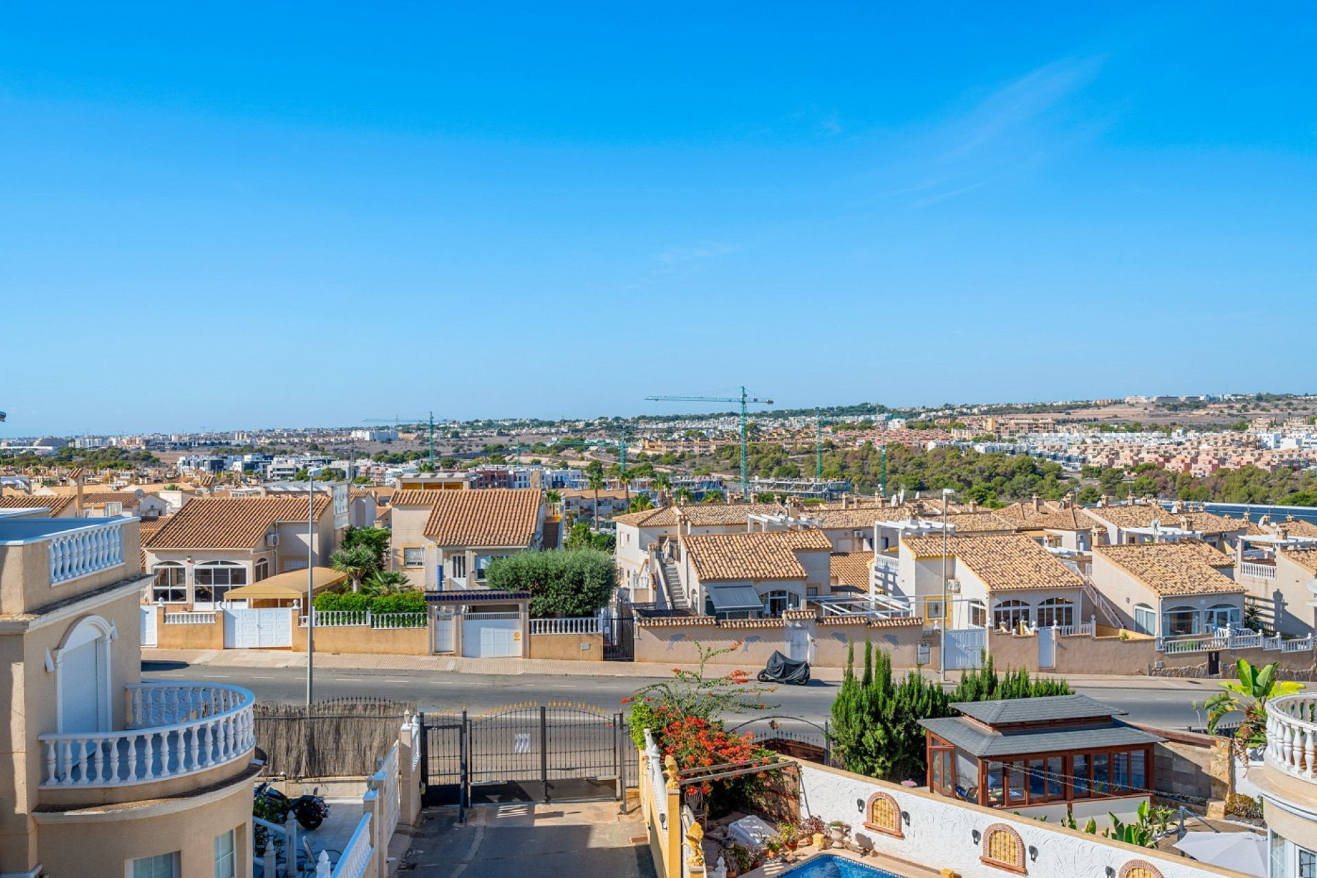 Resale - Villa - Orihuela - Orihuela Costa