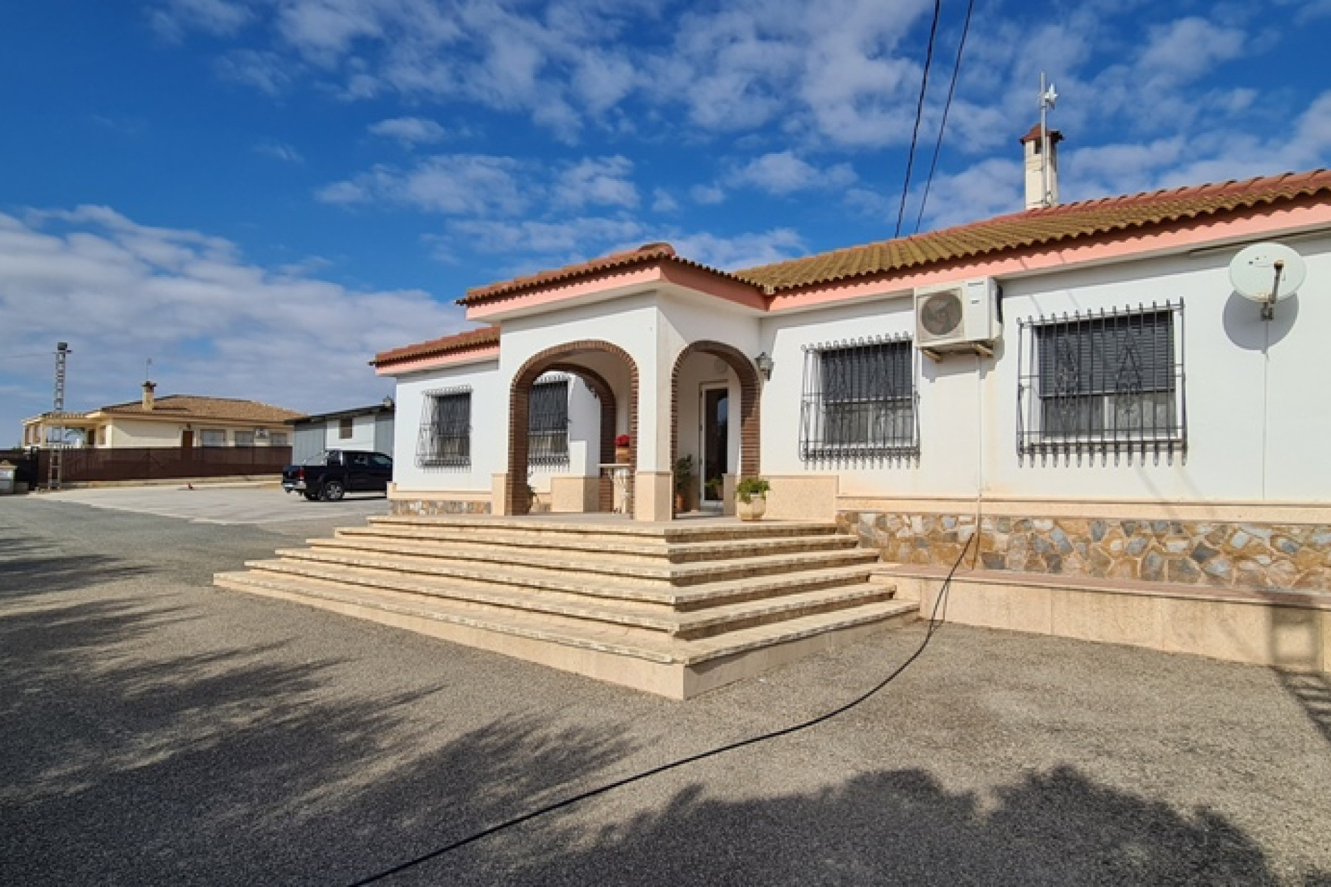 Resale - Villa - Orihuela