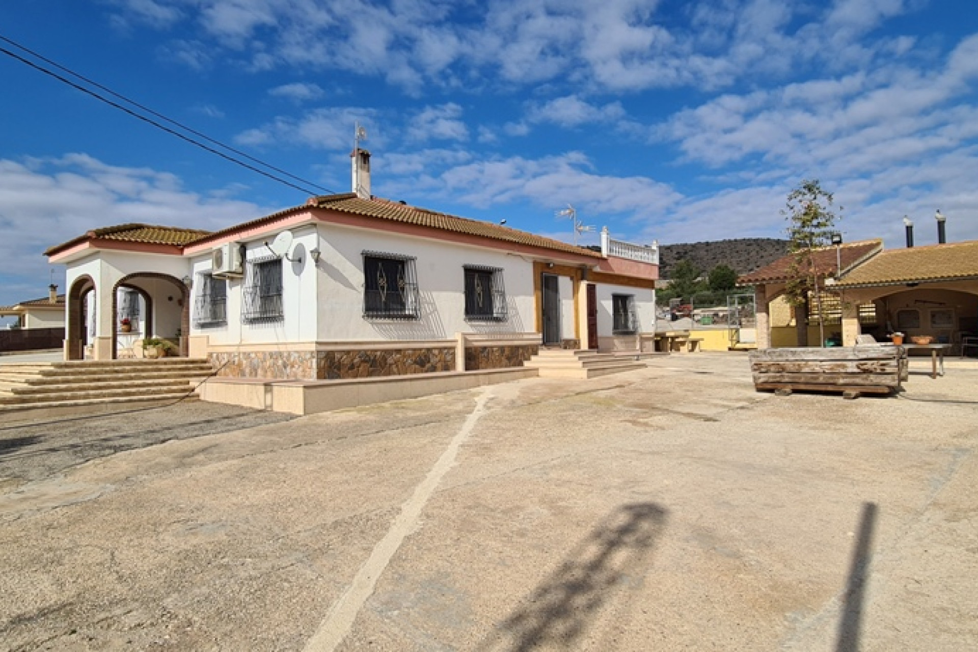 Resale - Villa - Orihuela