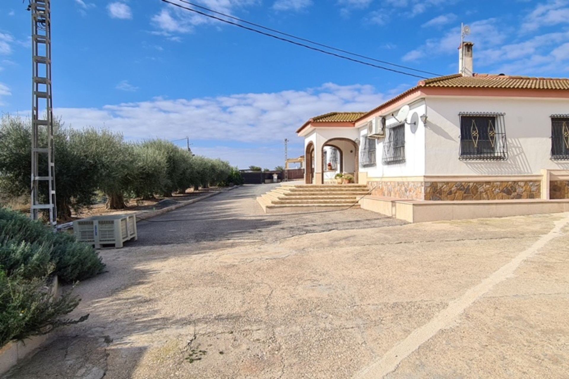 Resale - Villa - Orihuela