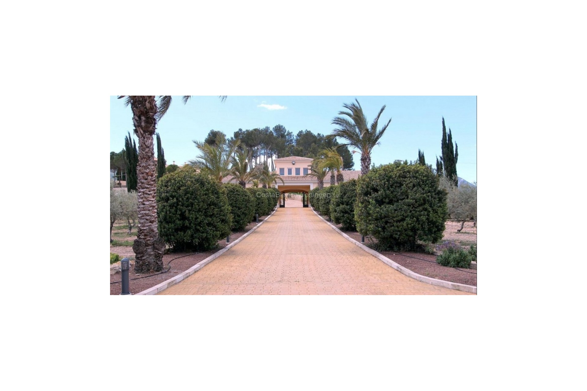 Resale - Villa - Penàguila - Alcoy