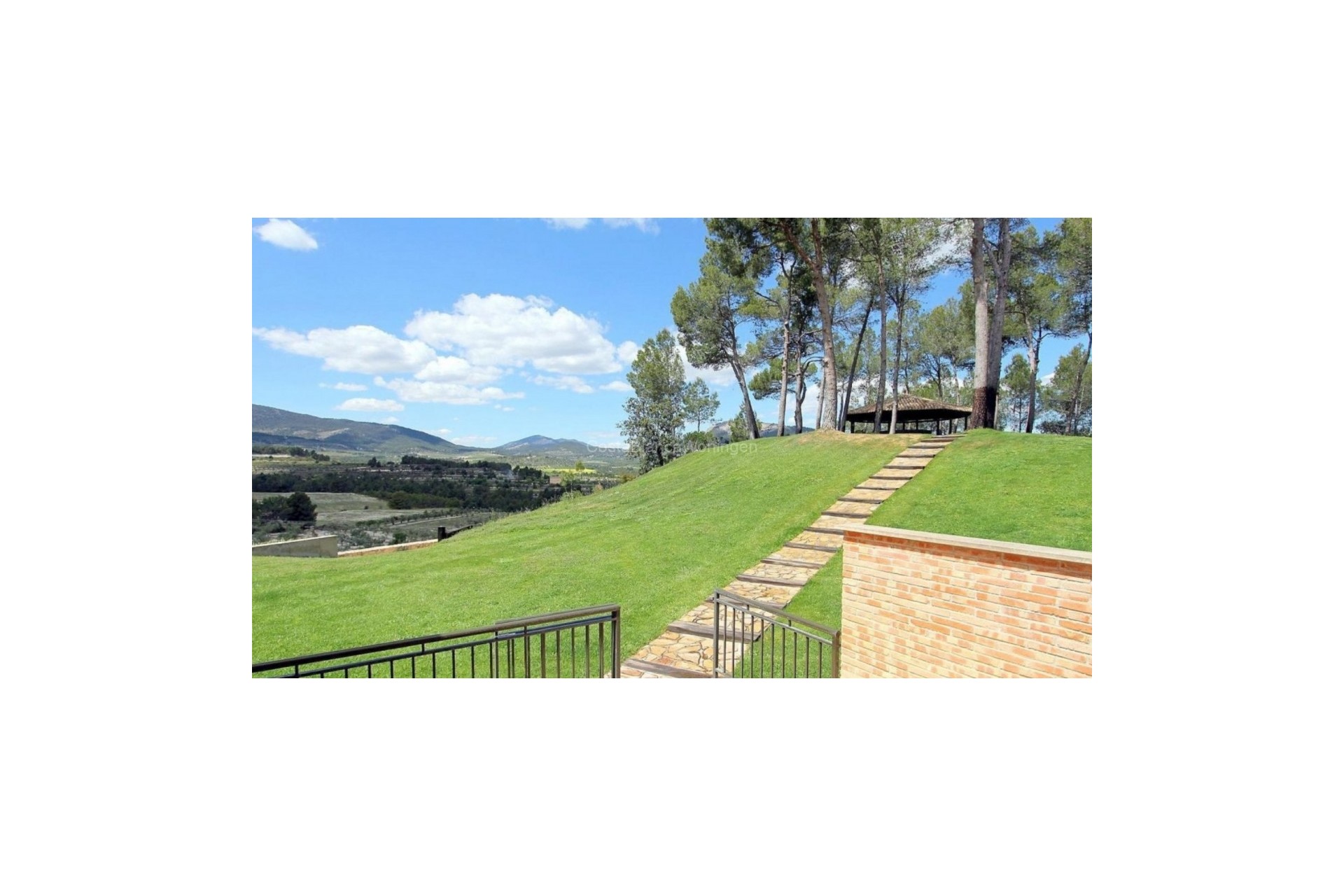 Resale - Villa - Penàguila - Alcoy