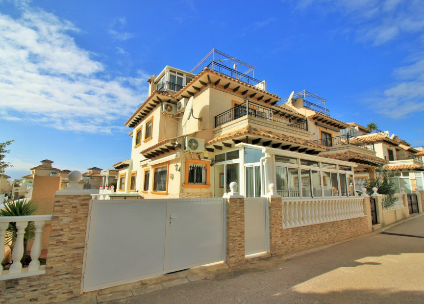 Resale - Villa - Playa Flamenca - Orihuela Costa