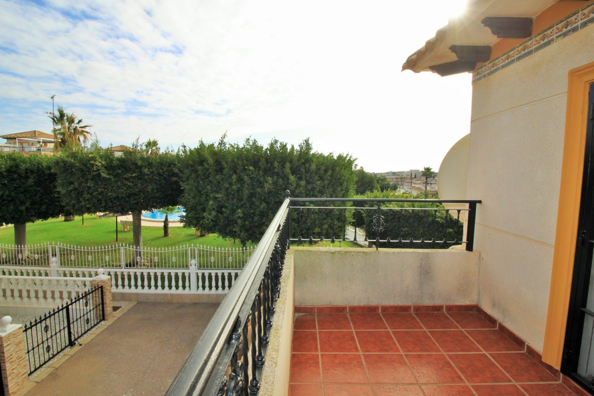 Resale - Villa - Playa Flamenca - Orihuela Costa