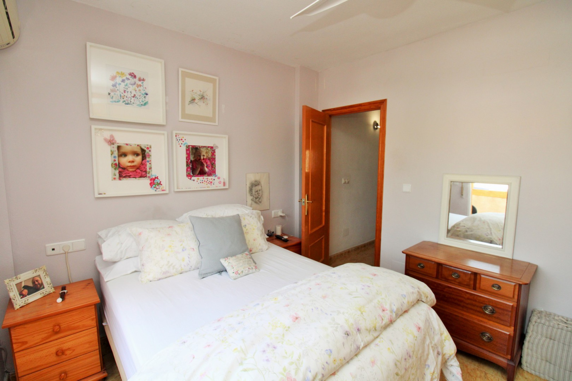 Resale - Villa - Playa Flamenca - Orihuela Costa