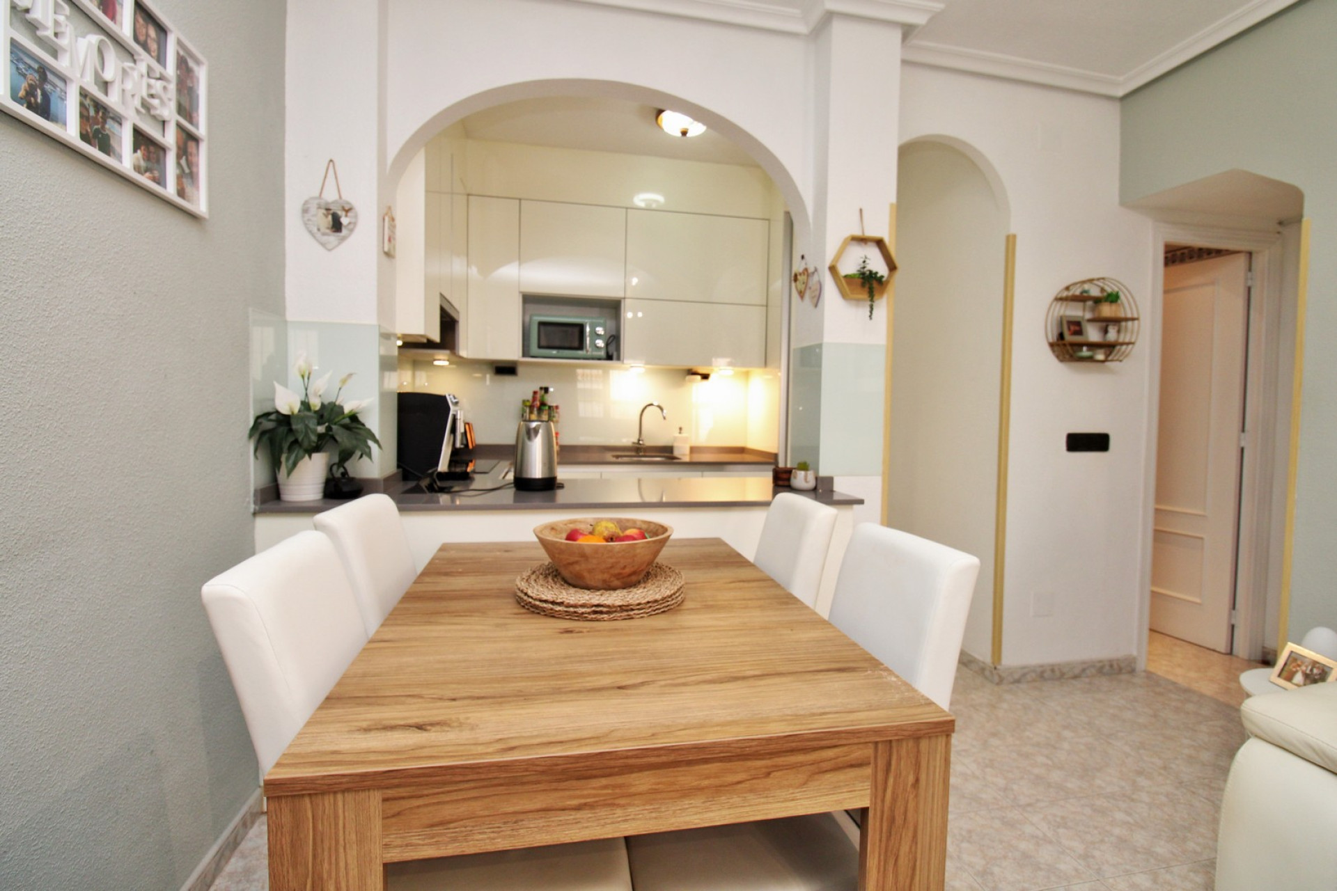 Resale - Villa - Playa Flamenca - Orihuela Costa