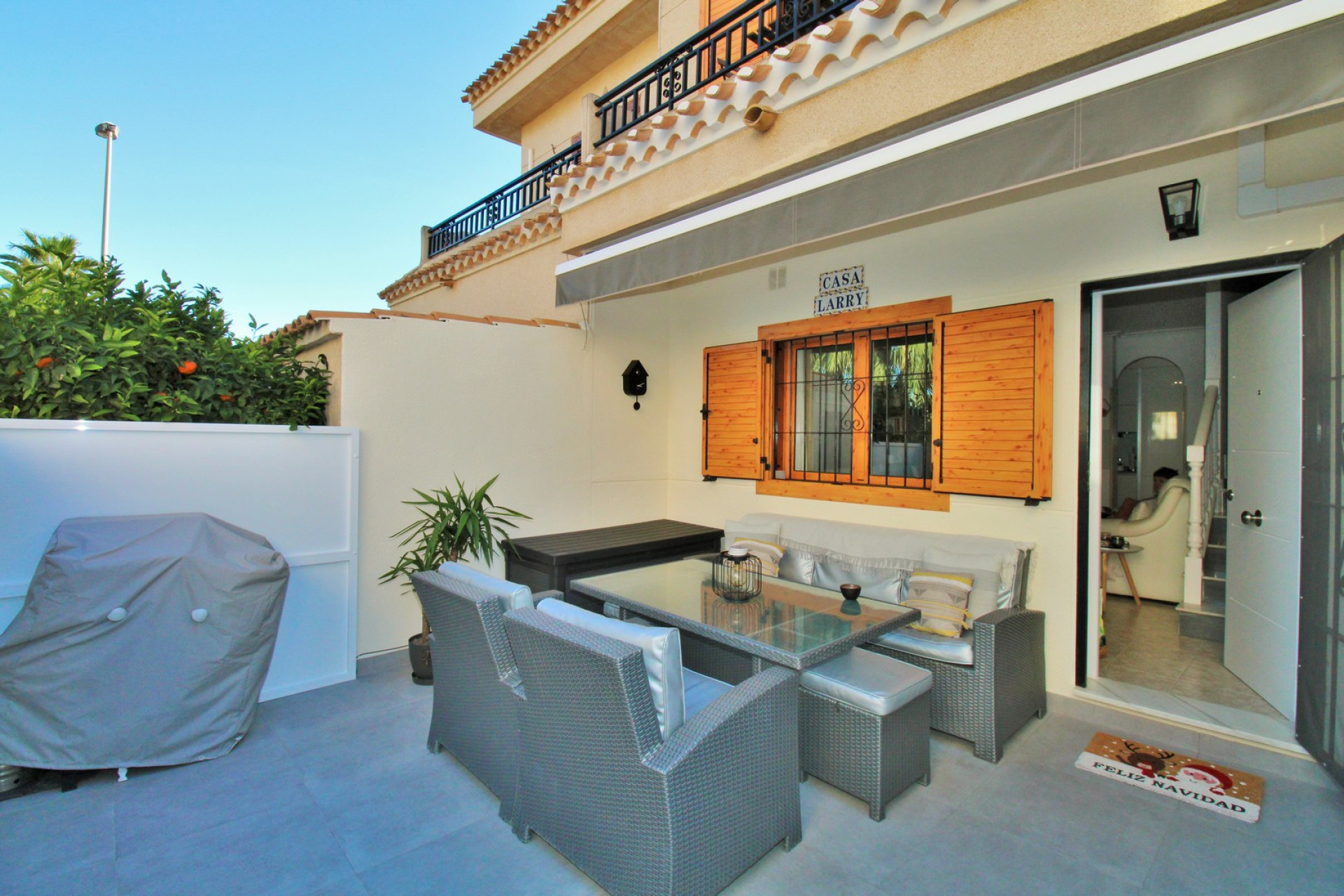 Resale - Villa - Playa Flamenca - Orihuela Costa