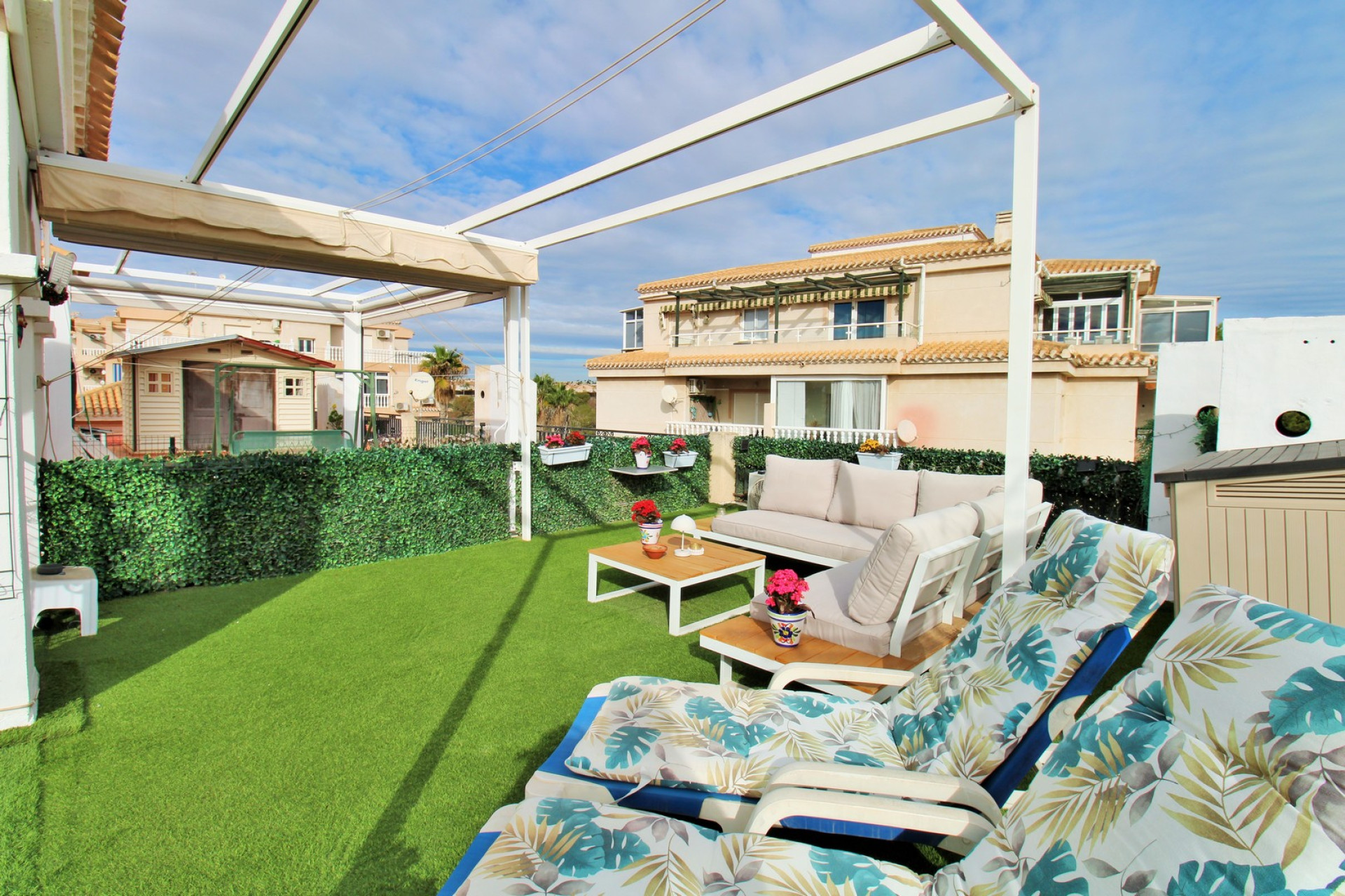 Resale - Villa - Playa Flamenca - Orihuela Costa