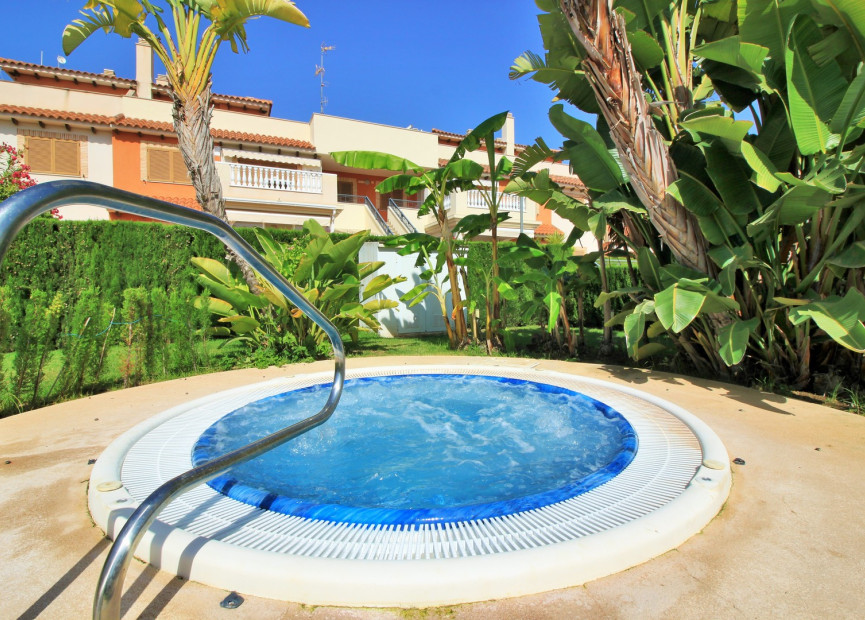 Resale - Villa - Playa Flamenca - Orihuela Costa