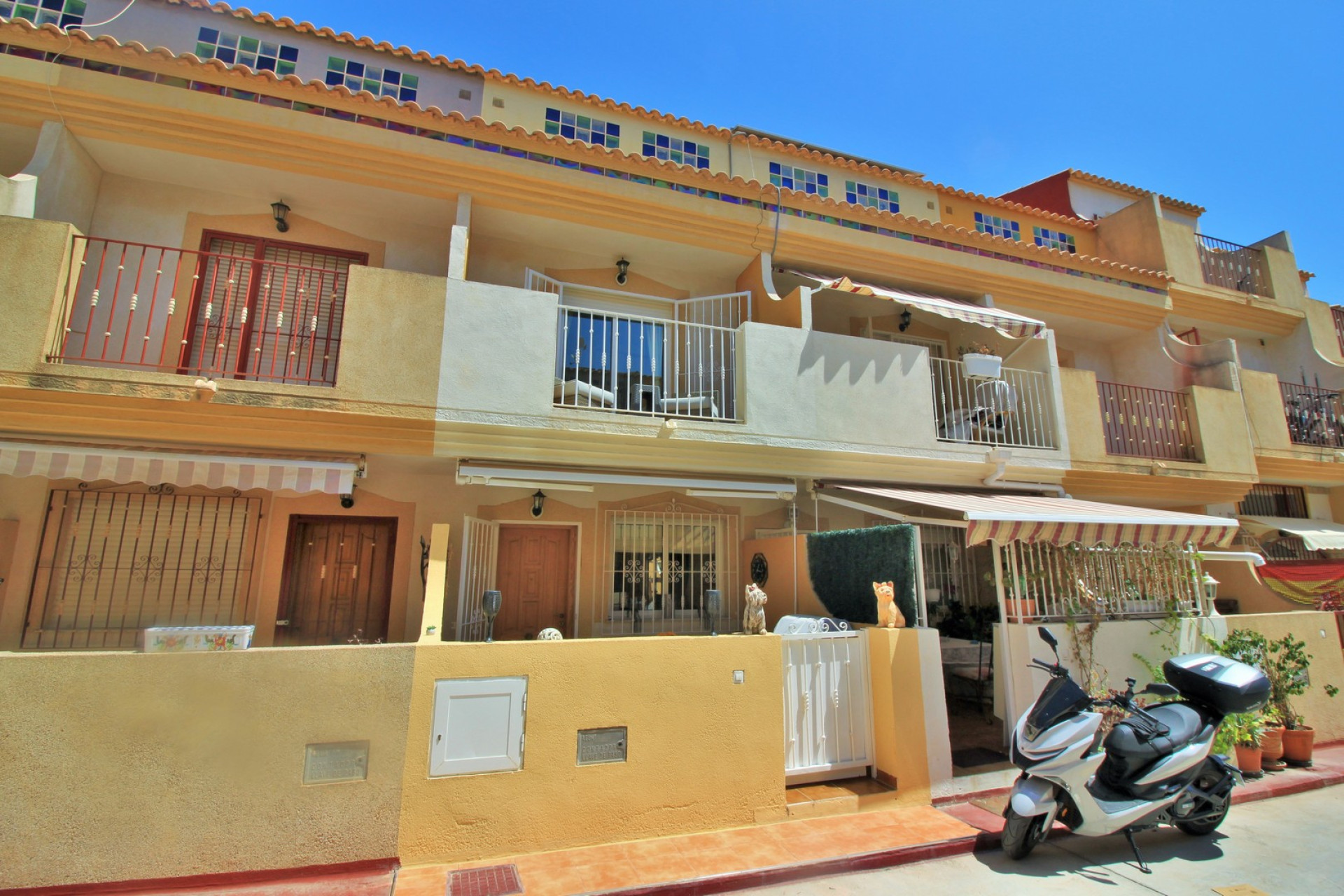 Resale - Villa - Playa Flamenca - Orihuela Costa