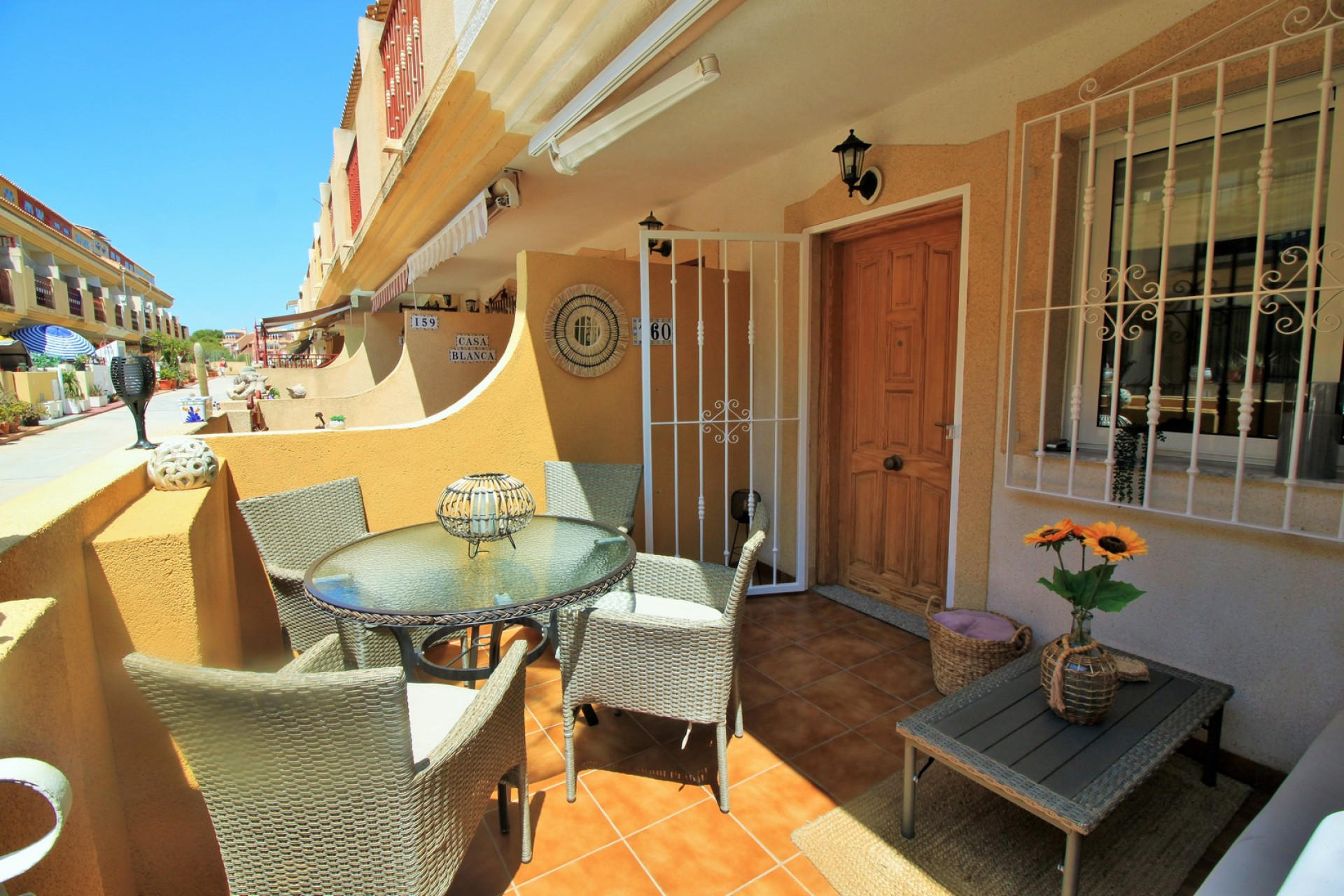 Resale - Villa - Playa Flamenca - Orihuela Costa