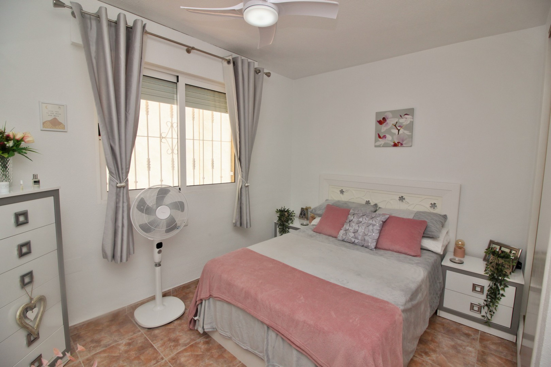 Resale - Villa - Playa Flamenca - Orihuela Costa