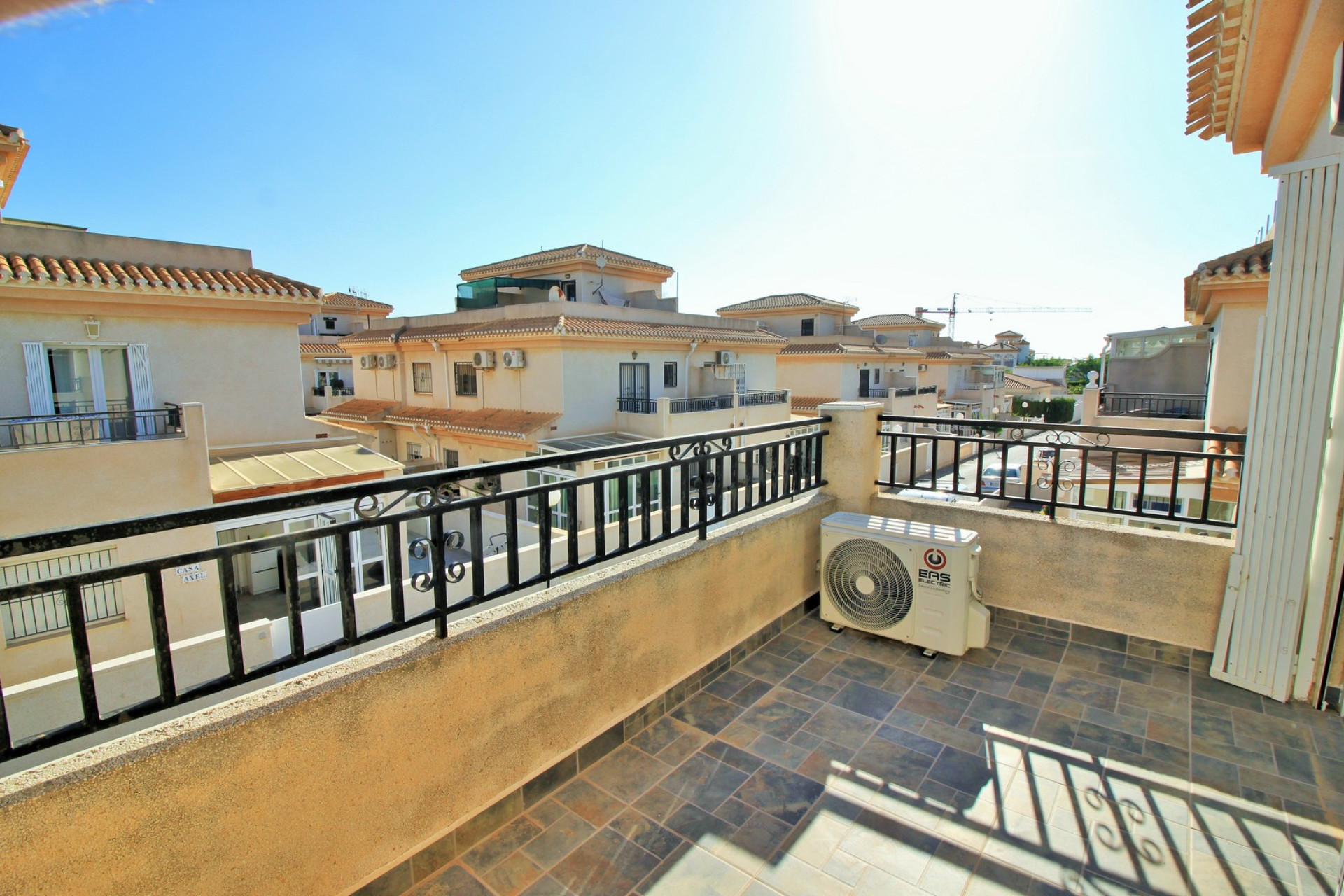 Resale - Villa - Playa Flamenca - Orihuela Costa