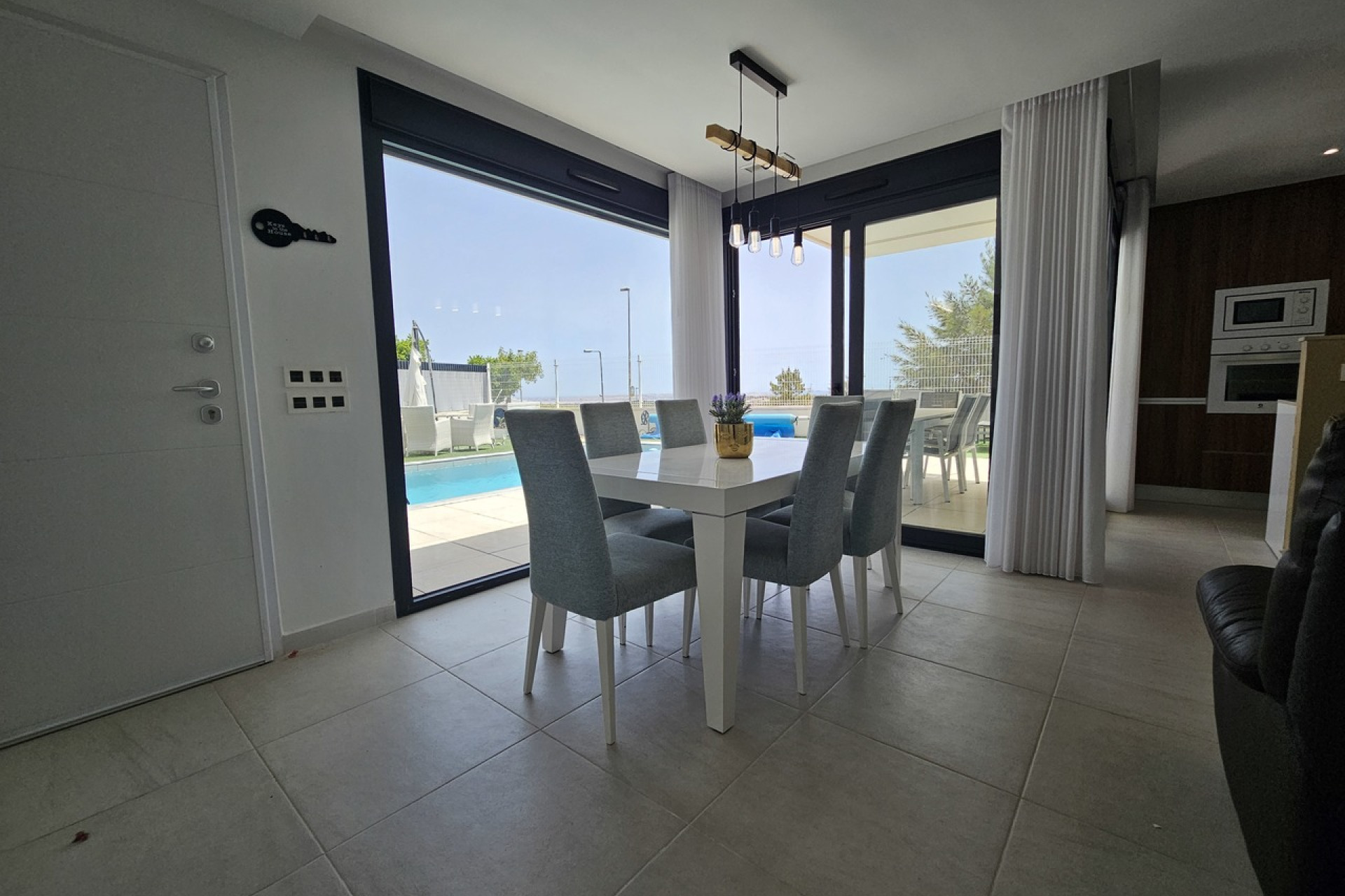 Resale - Villa - San Miguel de Salinas - Orihuela Costa