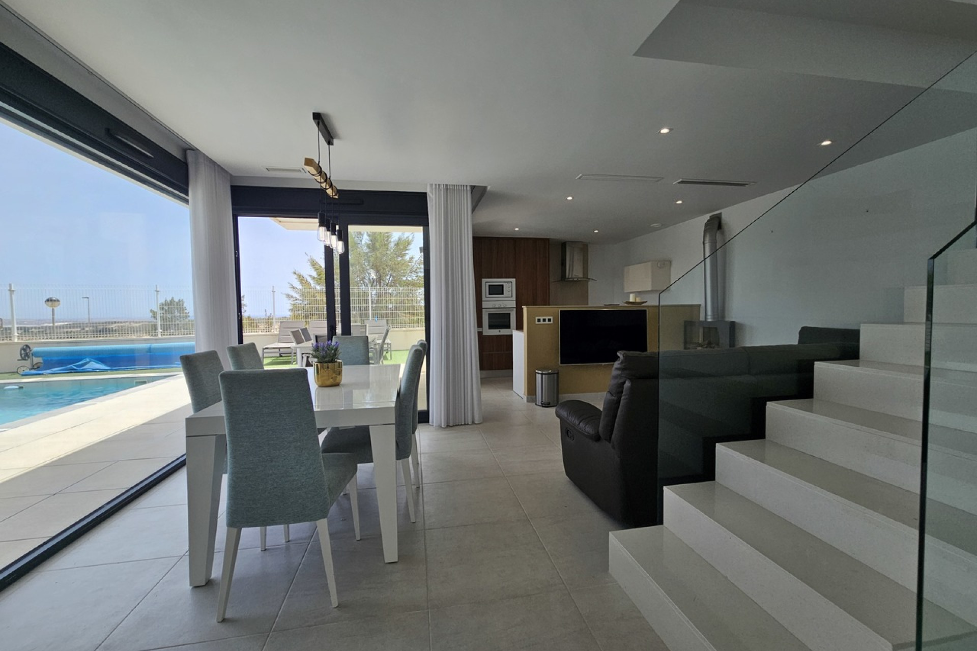 Resale - Villa - San Miguel de Salinas - Orihuela Costa