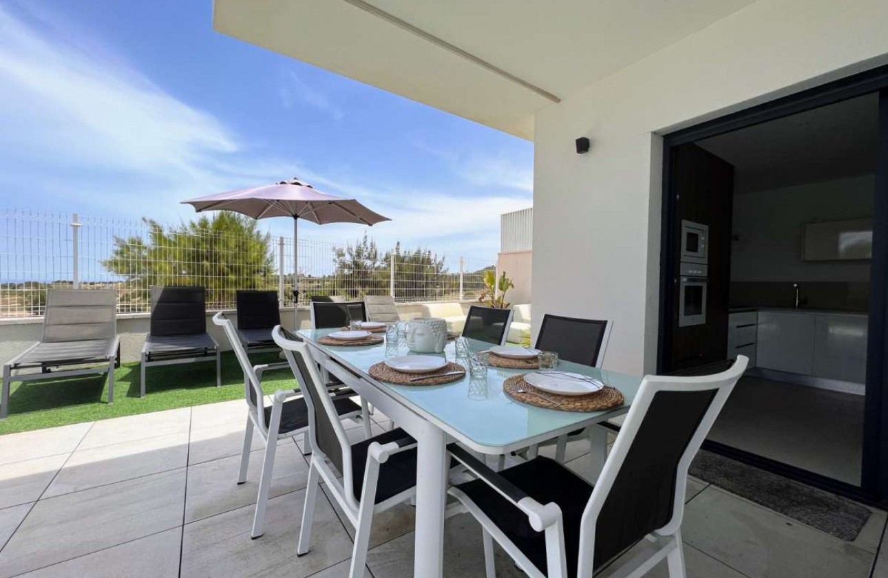 Resale - Villa - San Miguel de Salinas - Orihuela Costa