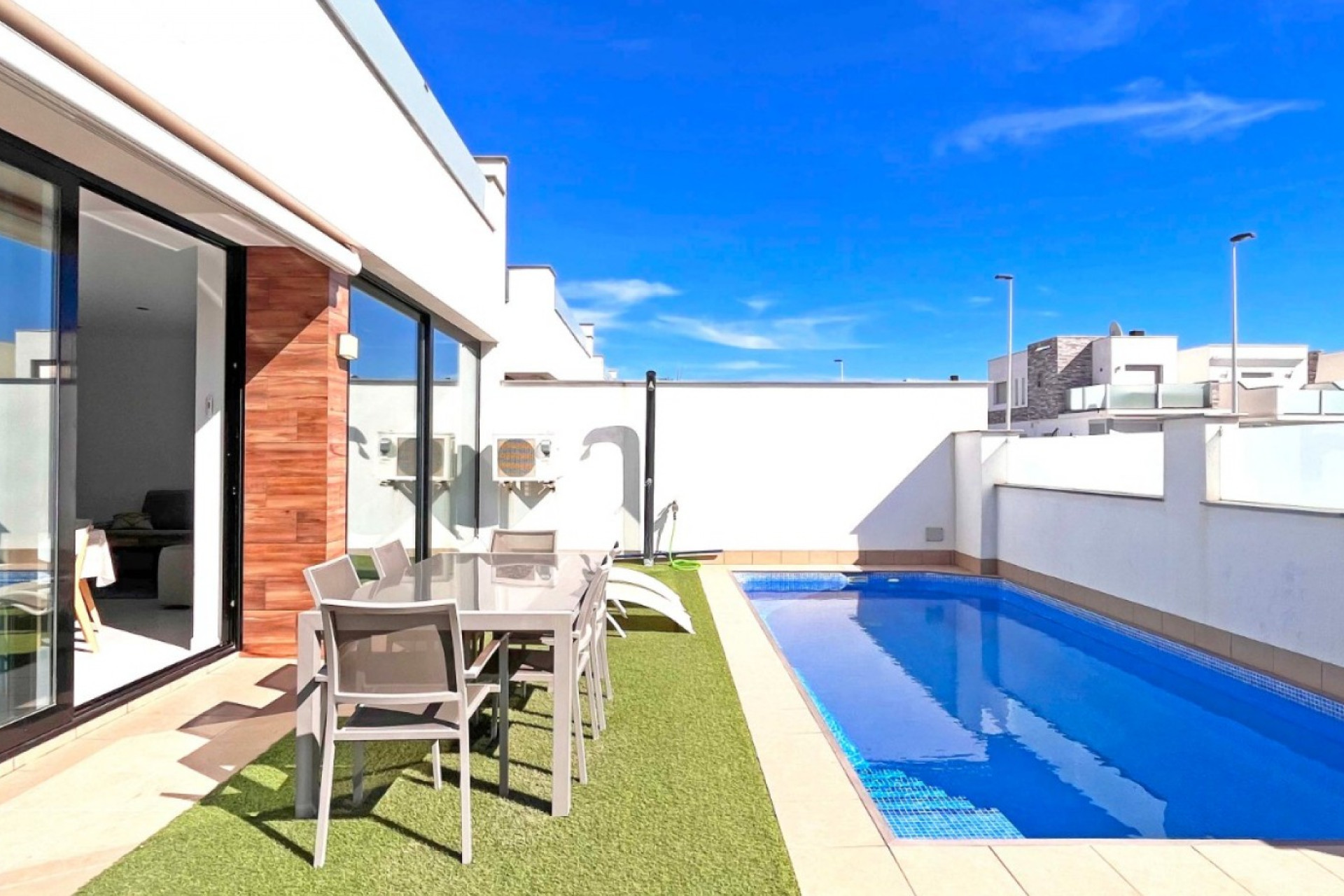 Resale - Villa - San Pedro del Pinatar - Los Alcazares