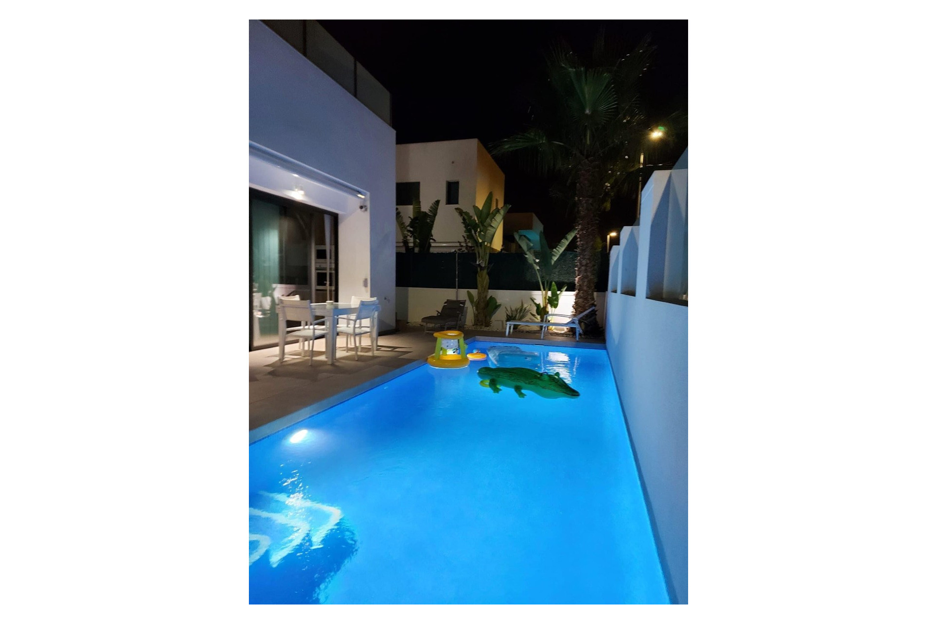 Resale - Villa - Santiago de Ribera - Los Alcazares