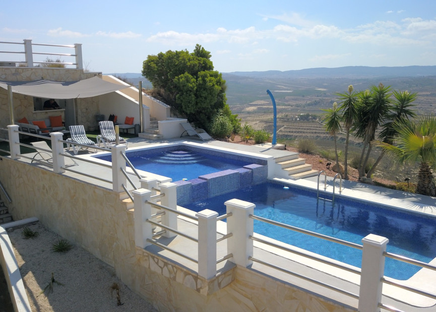 Resale - Villa - Torremendo - Orihuela