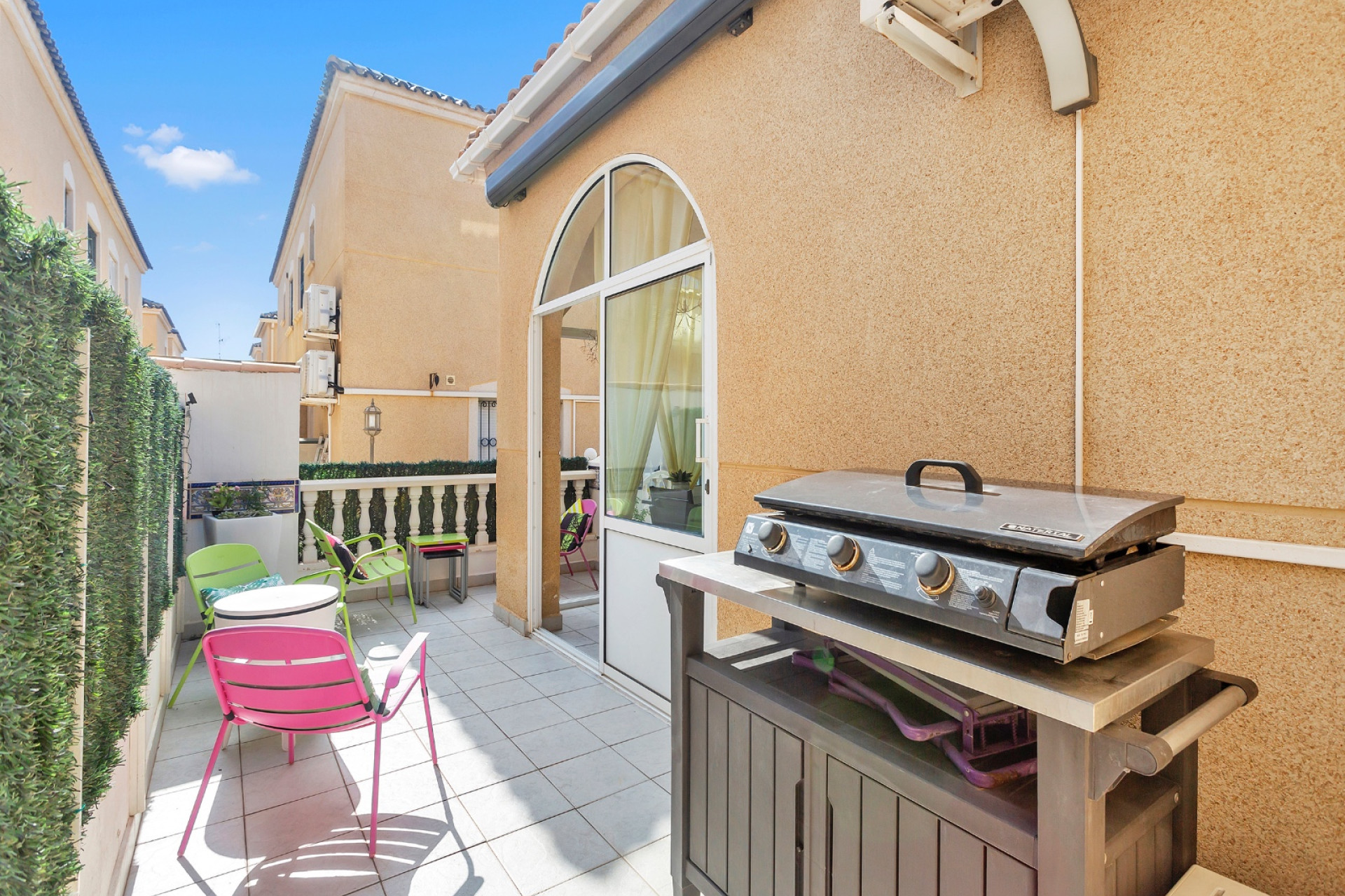 Resale - Villa - Torrevieja - Orihuela Costa