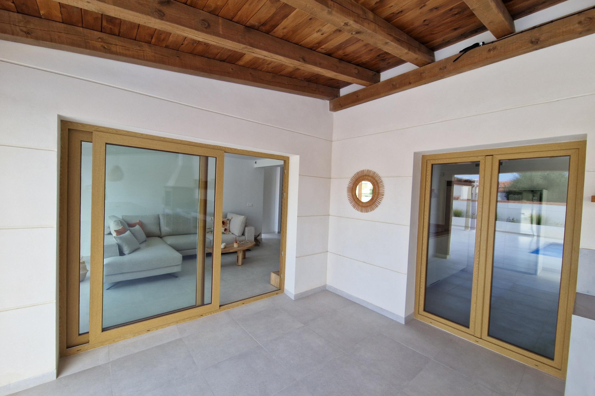 Resale - Villa - Torrevieja