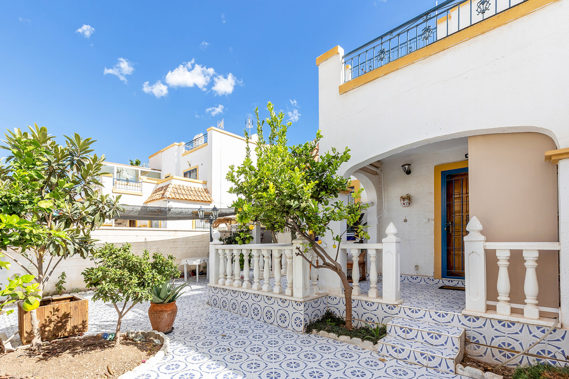 Resale - Villa - Torrevieja