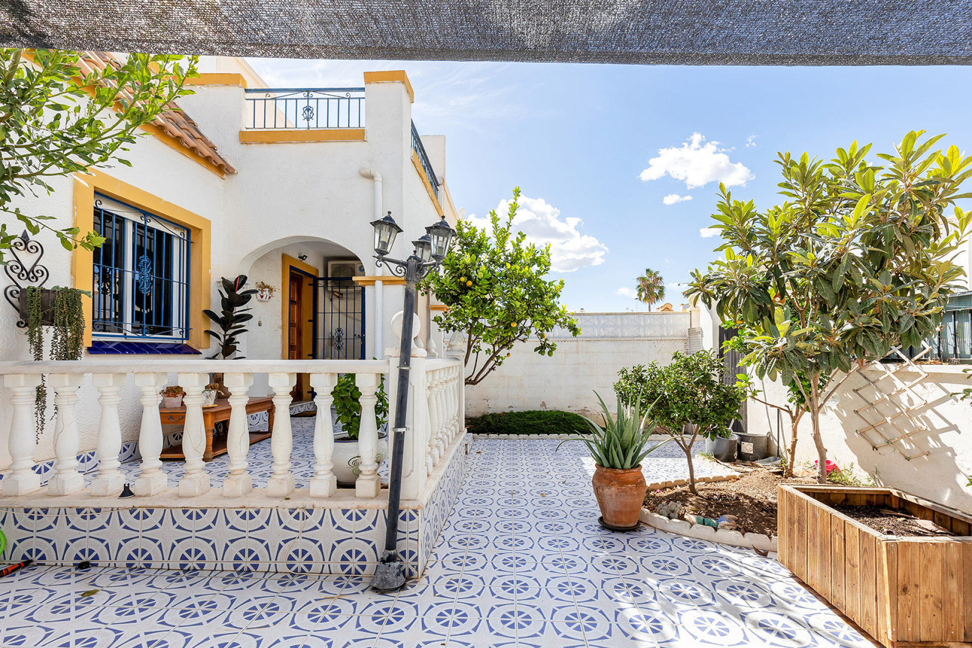 Resale - Villa - Torrevieja