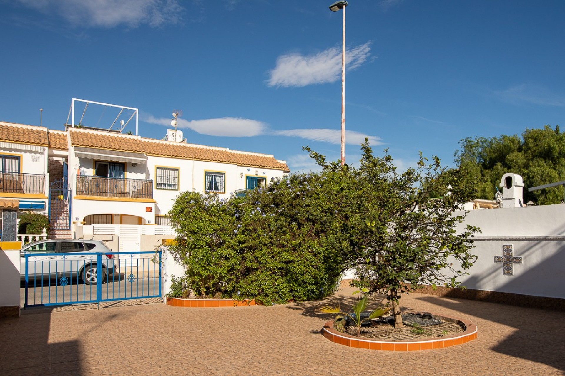 Resale - Villa - Torrevieja