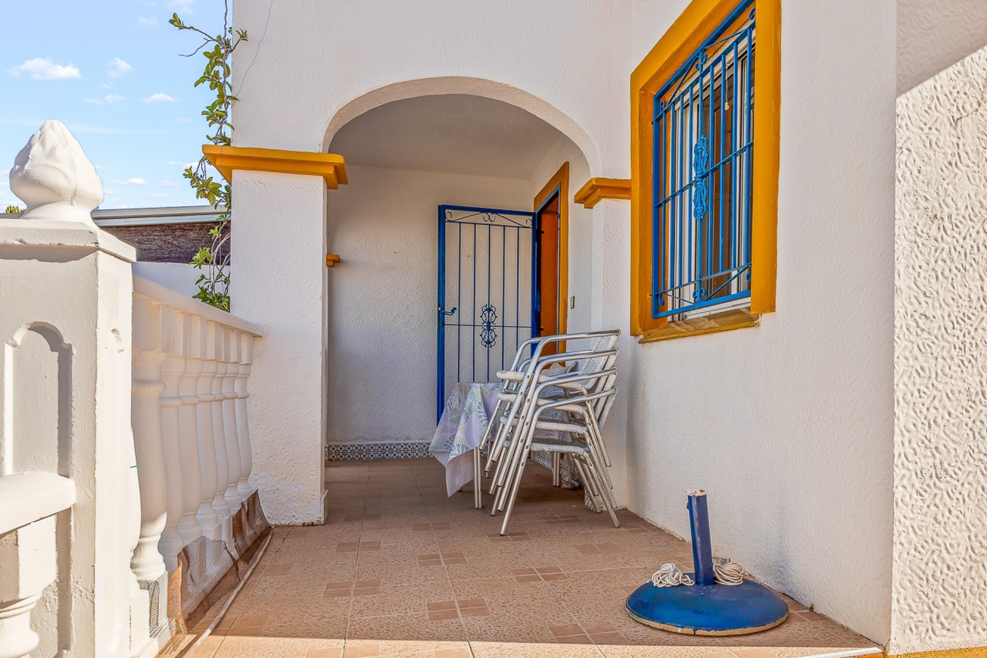 Resale - Villa - Torrevieja