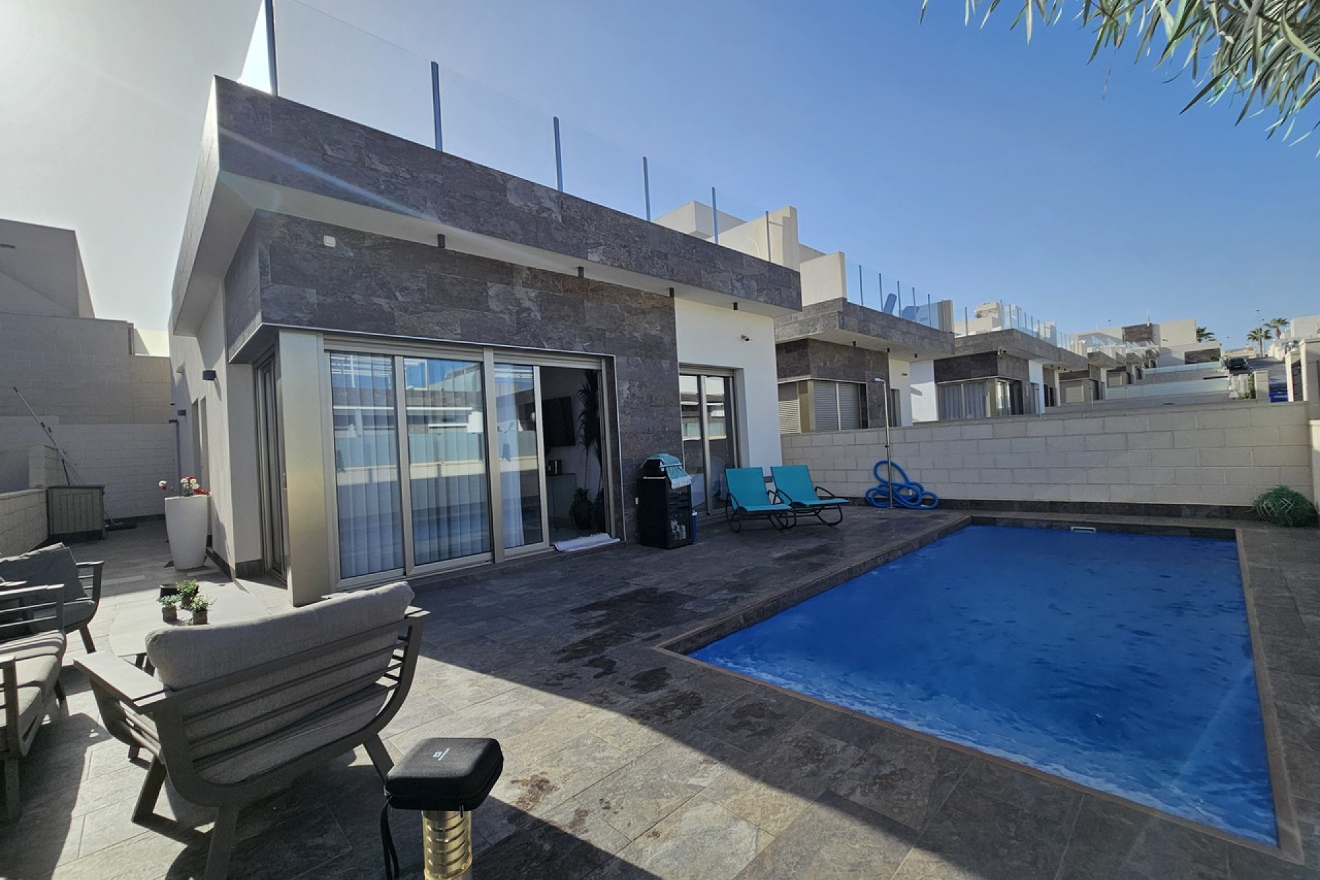 Resale - Villa - Villamartin - Orihuela Costa