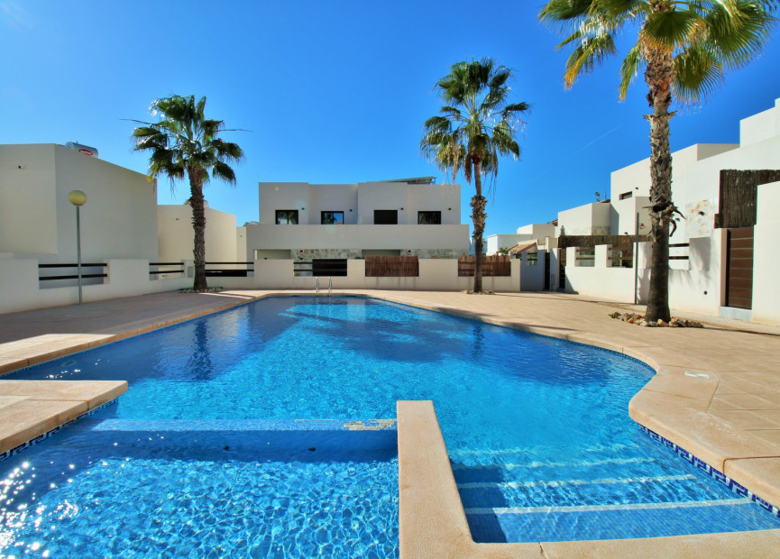 Resale - Villa - Villamartin - Orihuela Costa