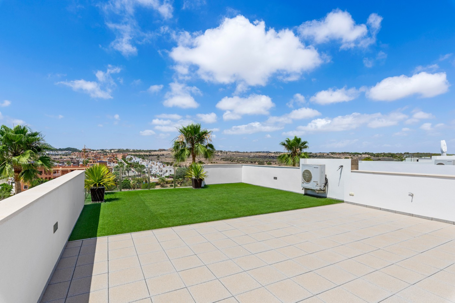 Resale - Villa - Villamartin - Orihuela Costa