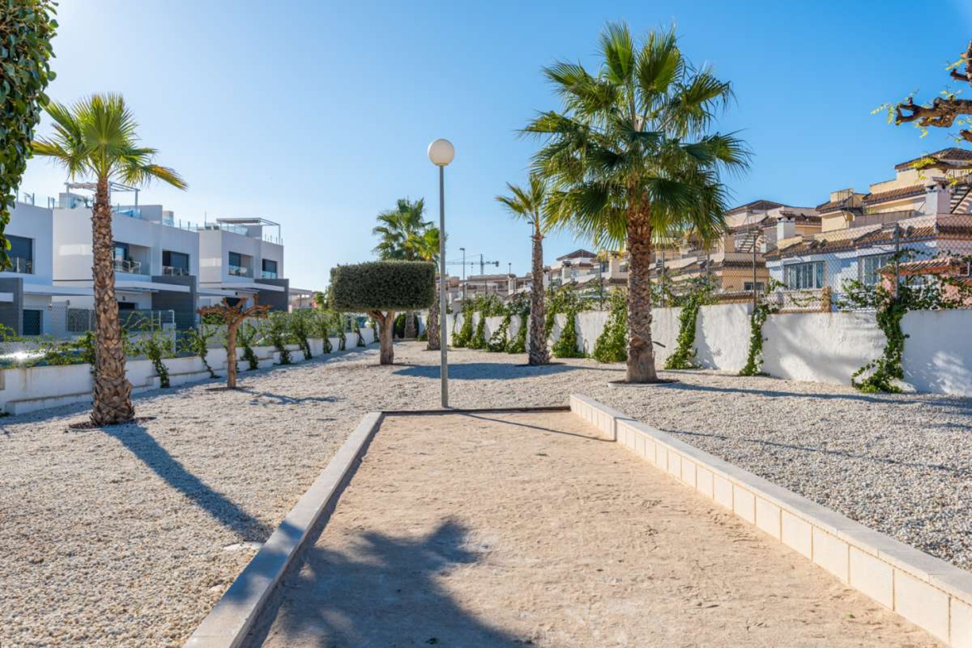 Resale - Villa - Villamartin - Orihuela Costa