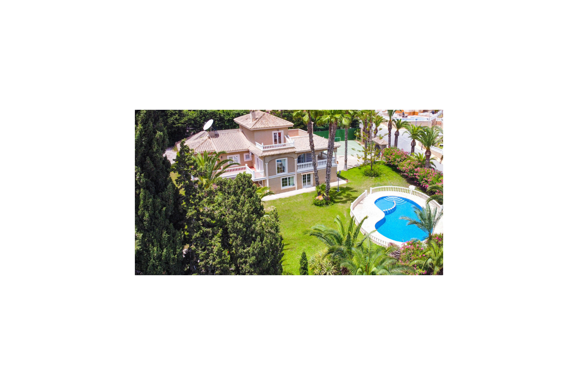 Resale - Villa - Villamartin - Orihuela Costa