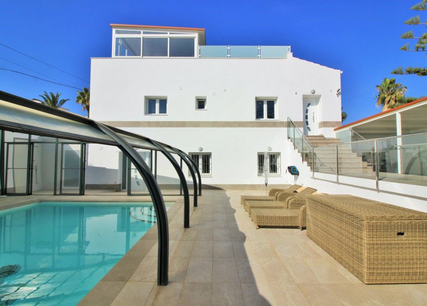 Resale - Villa - Villamartin - Orihuela Costa