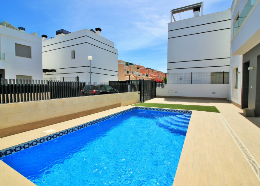 Resale - Villa - Villamartin - Orihuela Costa