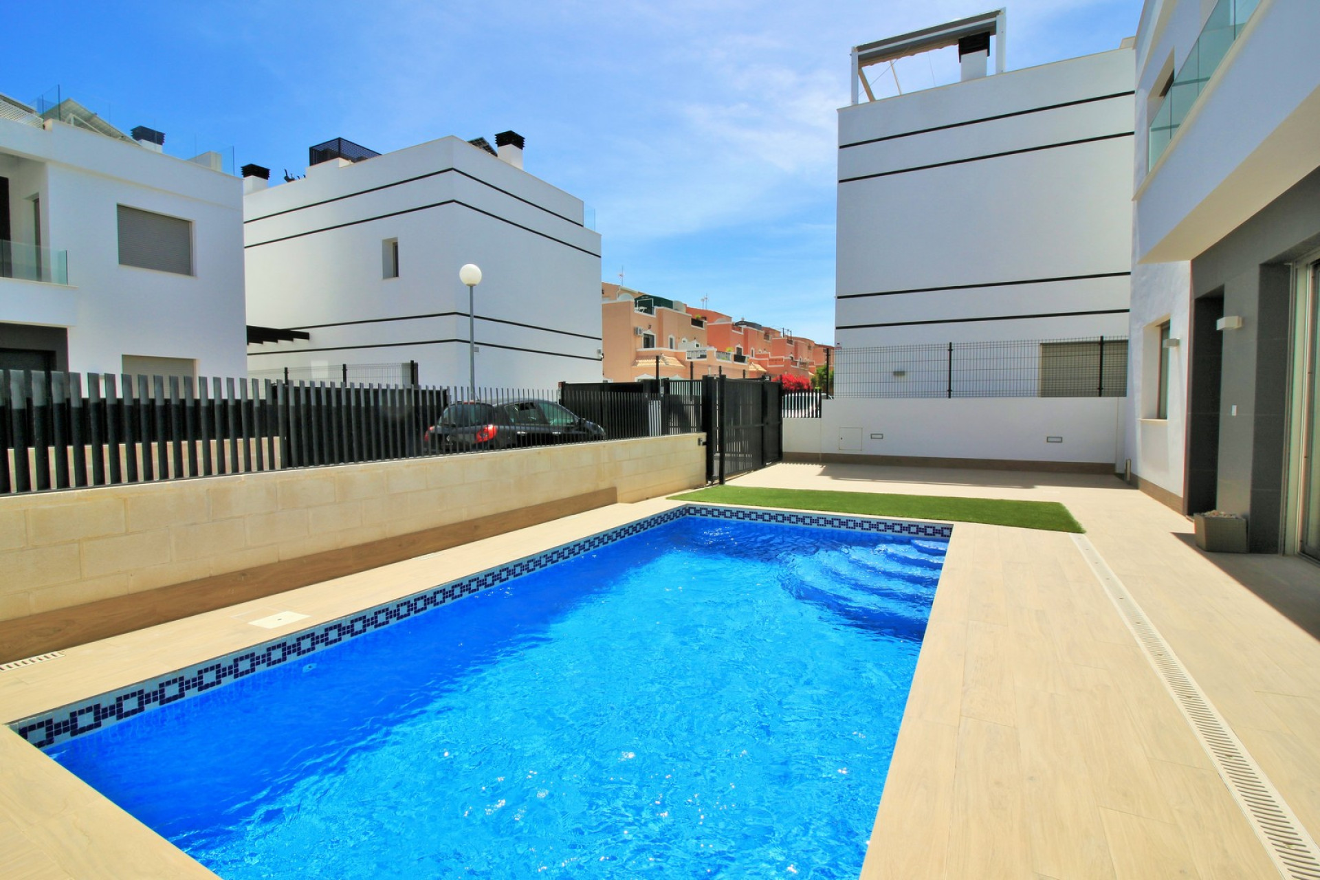 Resale - Villa - Villamartin - Orihuela Costa