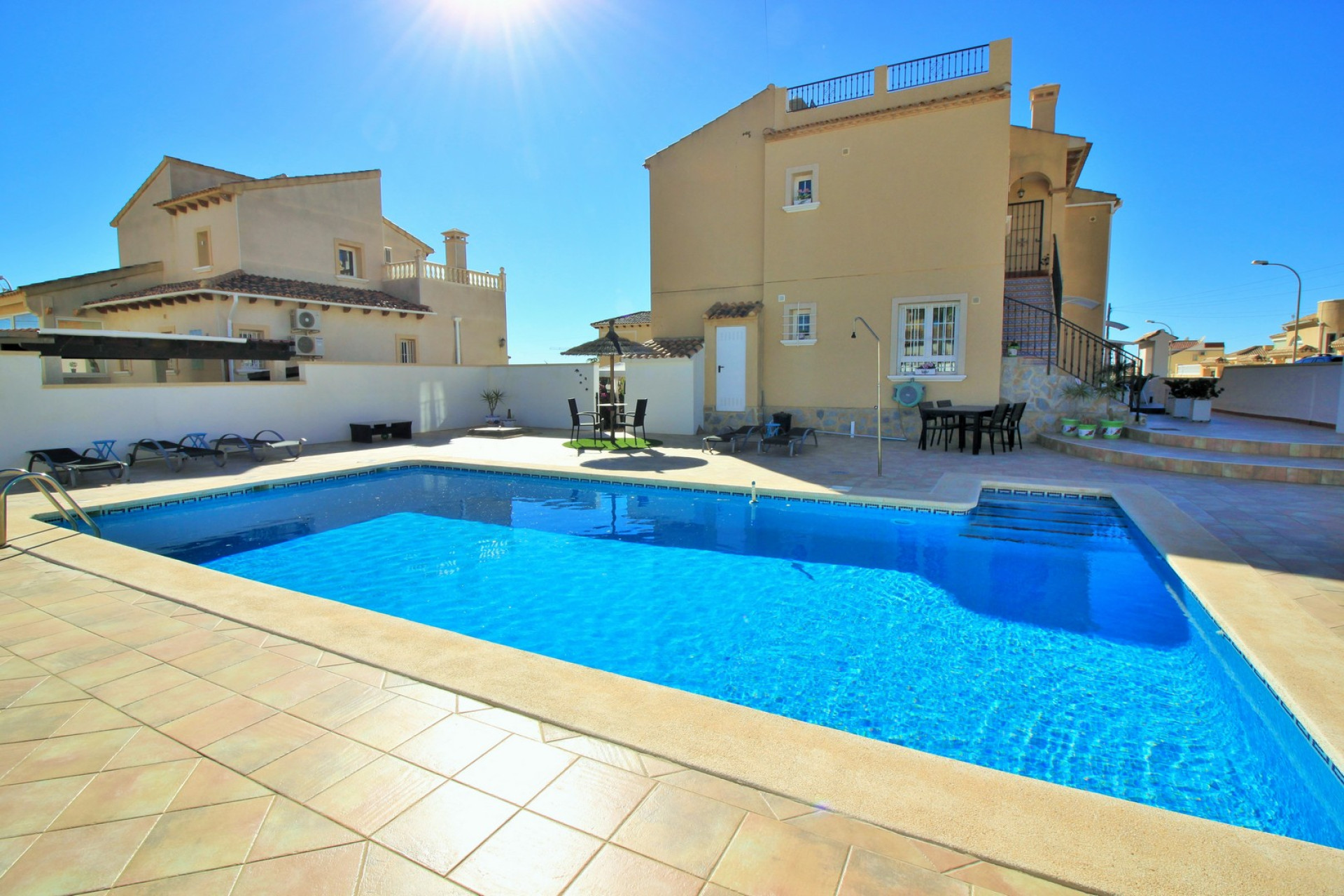 Resale - Villa - Villamartin - Orihuela Costa