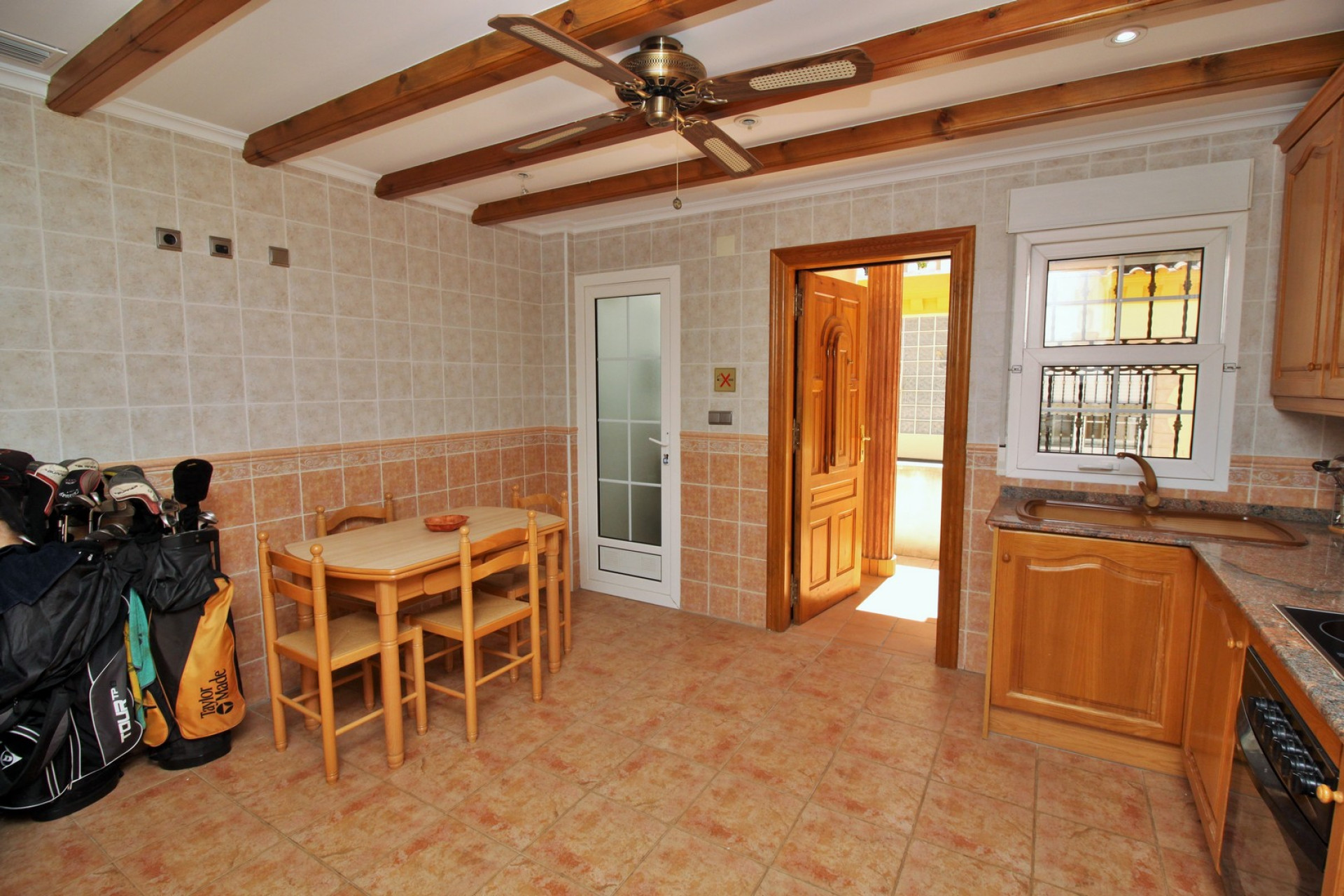 Resale - Villa - Villamartin - Orihuela Costa