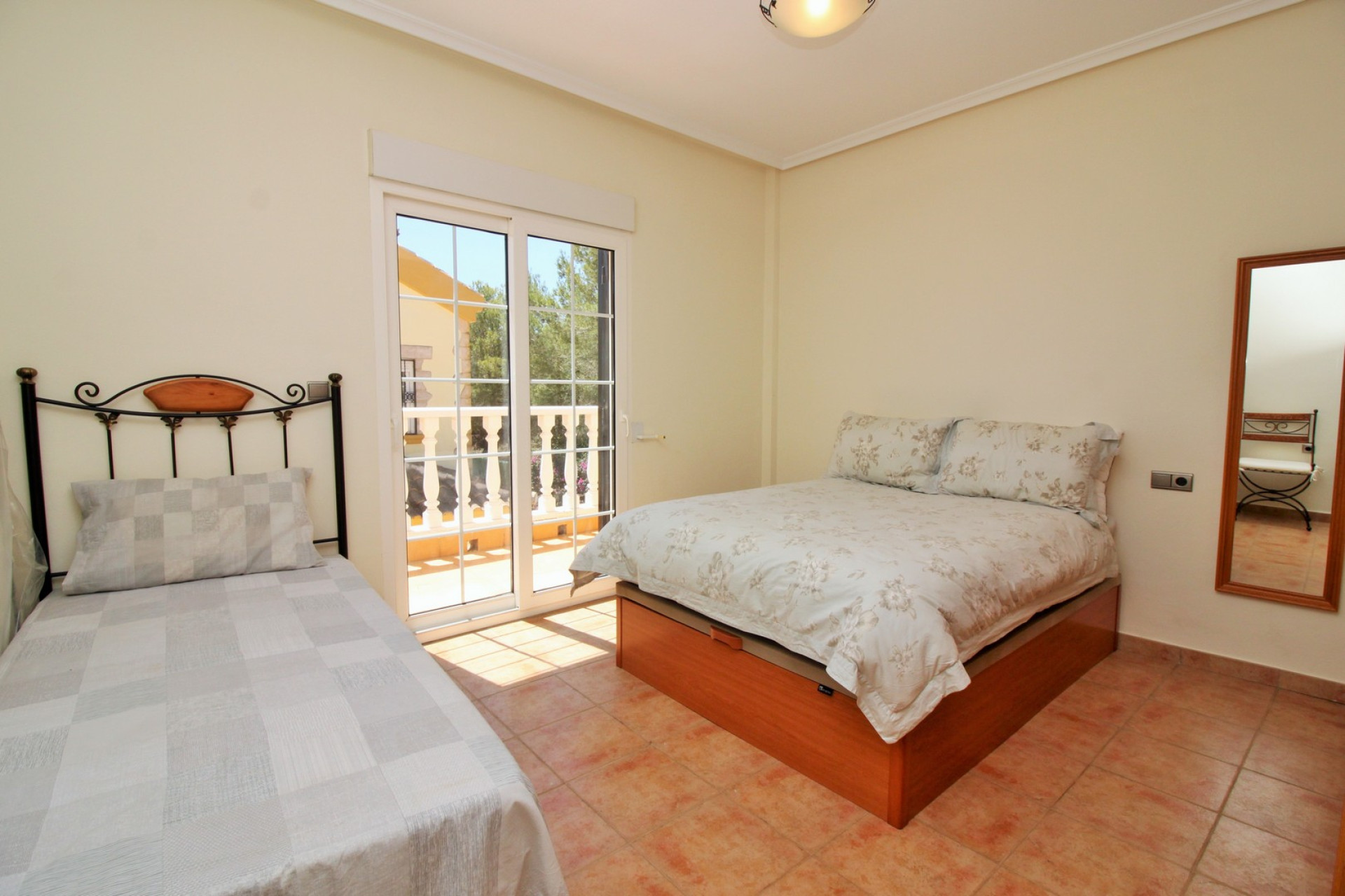 Resale - Villa - Villamartin - Orihuela Costa